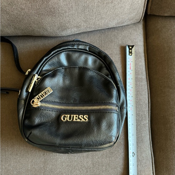 Guess Mini Backpack - Picture 5 of 7